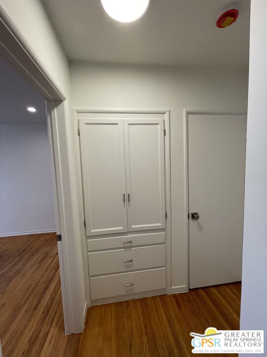 Building Photo - 1057 S Genesee Ave