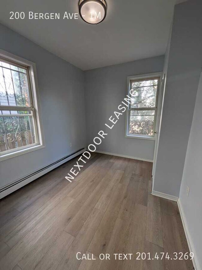 Building Photo - 200 Bergen Ave