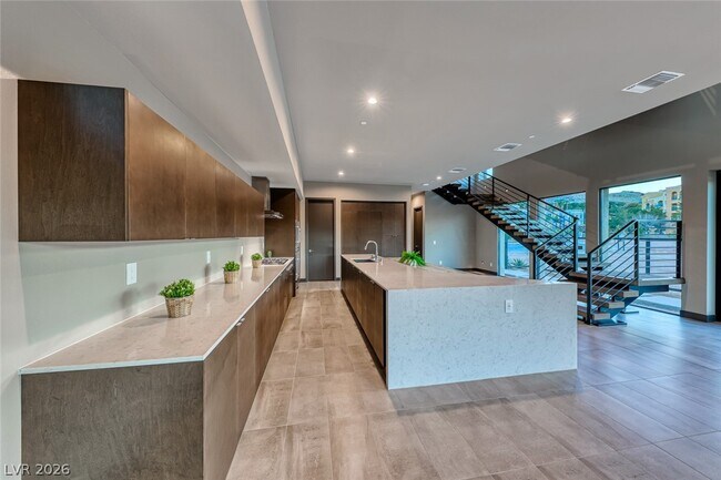 Building Photo - 26 Lakefront Dr