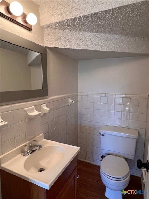 Building Photo - 1303 Wales Dr