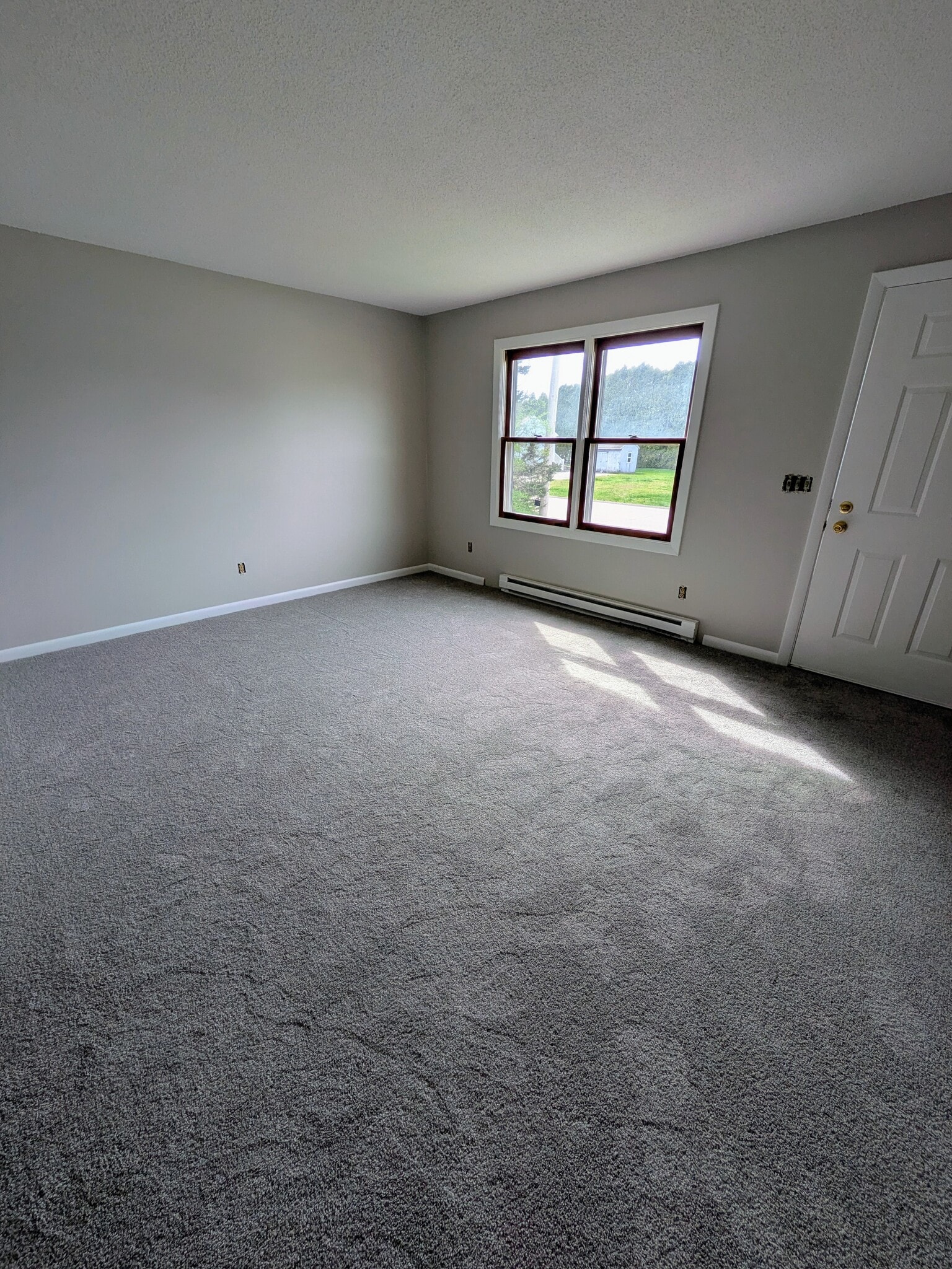 Building Photo - 6B Beatrice St