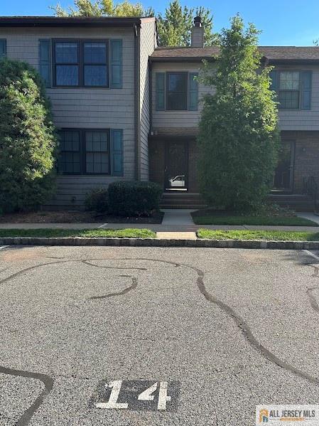 Primary Photo - 14 Pheasant Run