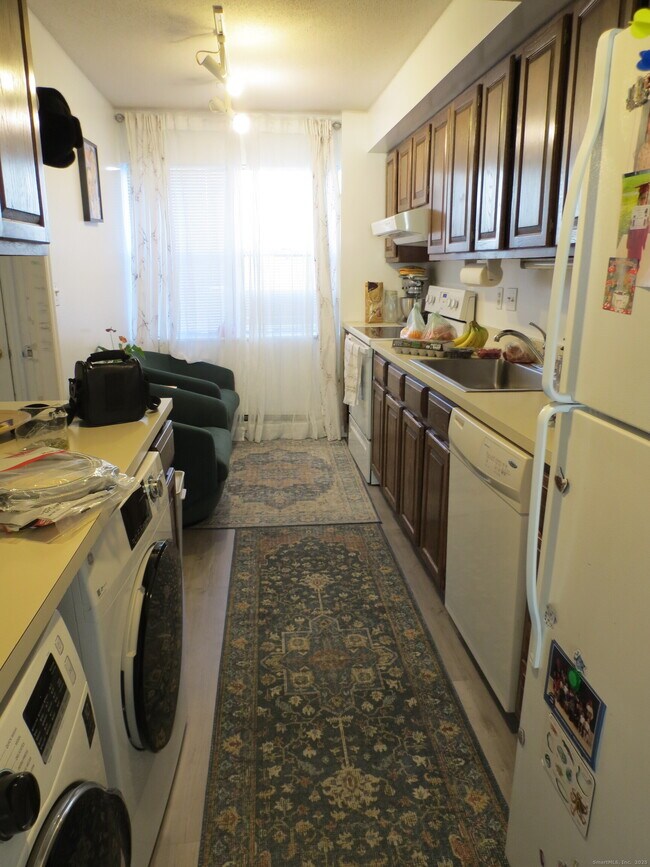 Building Photo - 97 Highland Rd