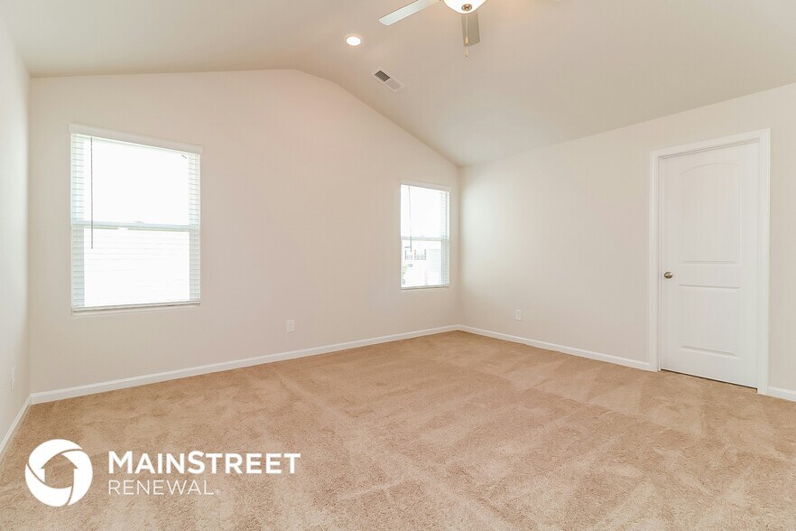 Building Photo - 413 Brisk Dr