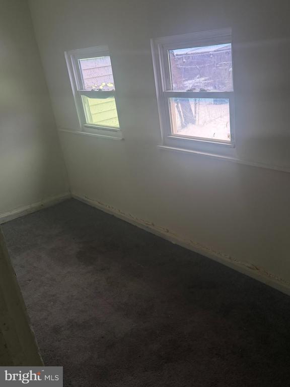 Building Photo - 802 Fairbanks Ave