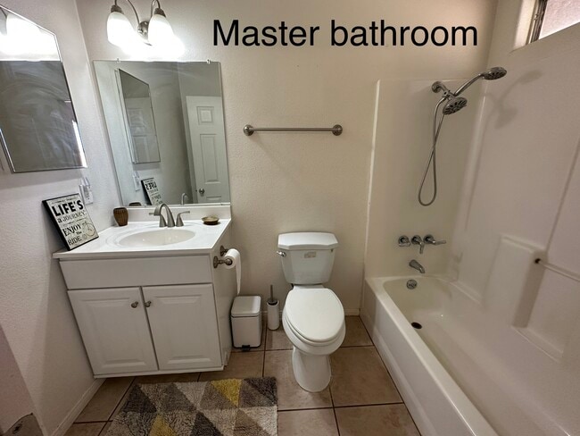 Building Photo - 7054 Juniper Ave