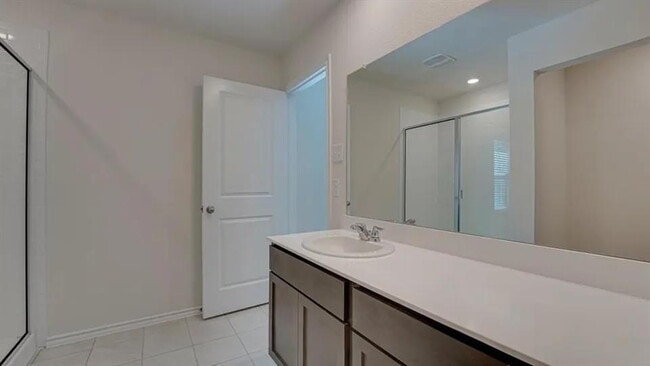 Building Photo - "Charming 3-Bed Home in Prime College Station Location!"