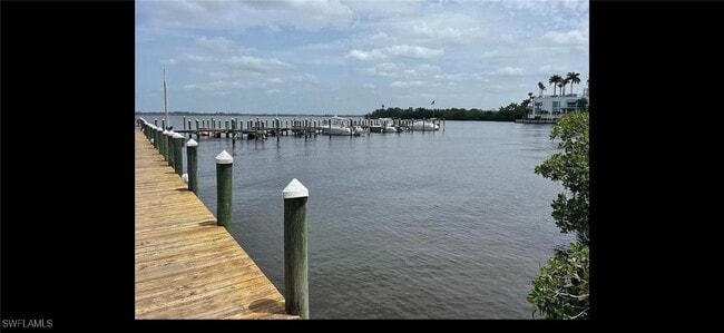 Building Photo - 2875 Palm Beach Blvd