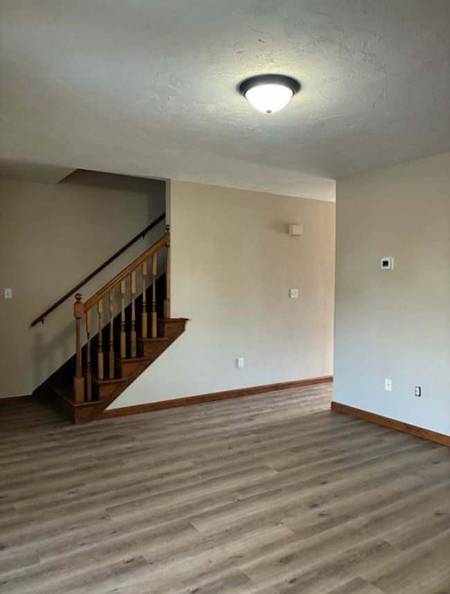 Building Photo - 9 Ridge Ave