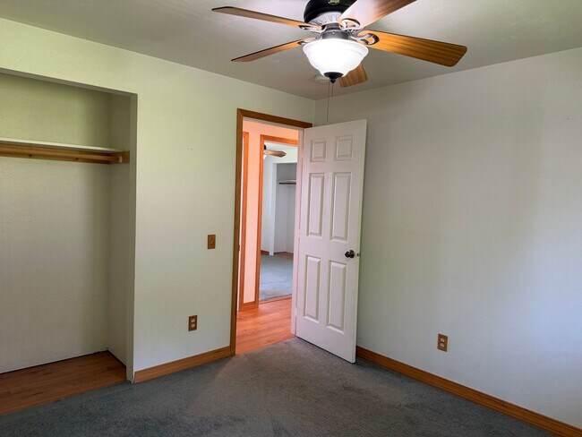 Building Photo - Harrington Lagoon Water View Home!