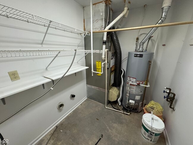 Building Photo - 5632 Rains Ln