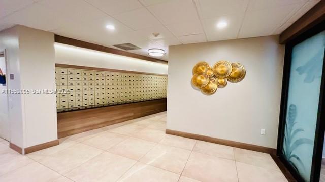 Building Photo - 3731 N Country Club Dr