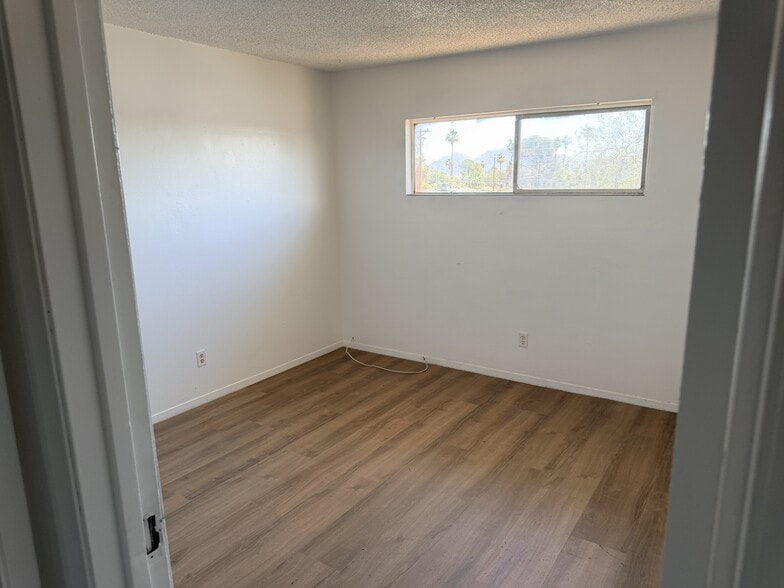 Bedroom 1 - 1486 E Desert Inn Rd