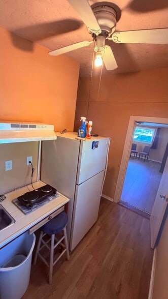 Building Photo - 3324 Webber St