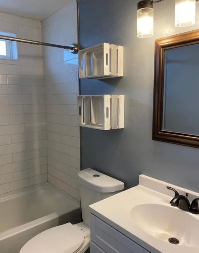 Building Photo - 4 Bedroom 2 Bath in Townsend!