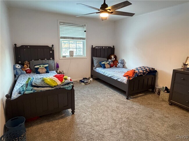 Building Photo - 7667 Charlemont Dr