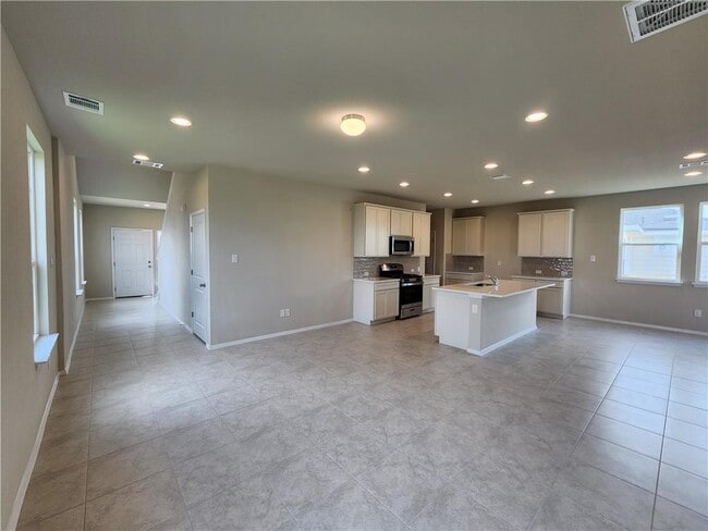 Building Photo - 11400 Milano Dr