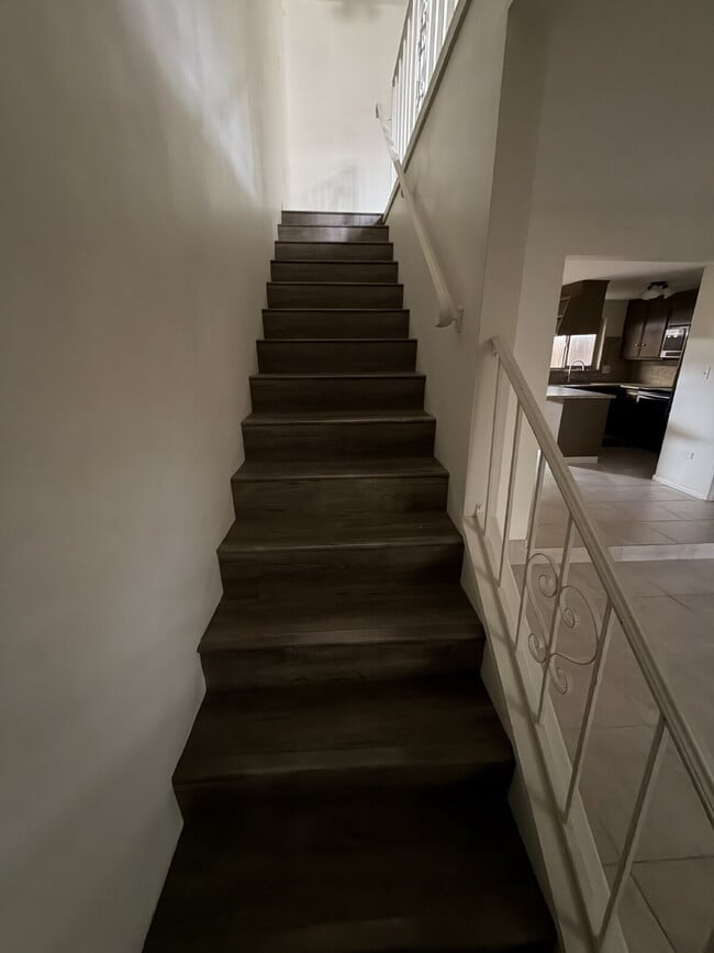 Building Photo - Spacious Two-Story Townhome with Remodeled Bathrooms, Private Patio & Community Pool