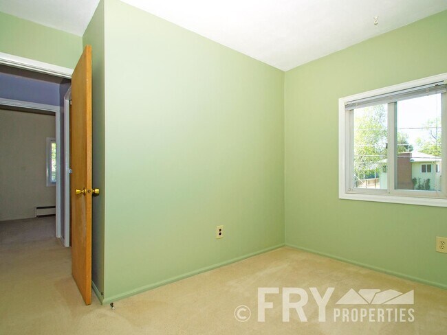 Building Photo - Great Home in Wellshire Neighborhood