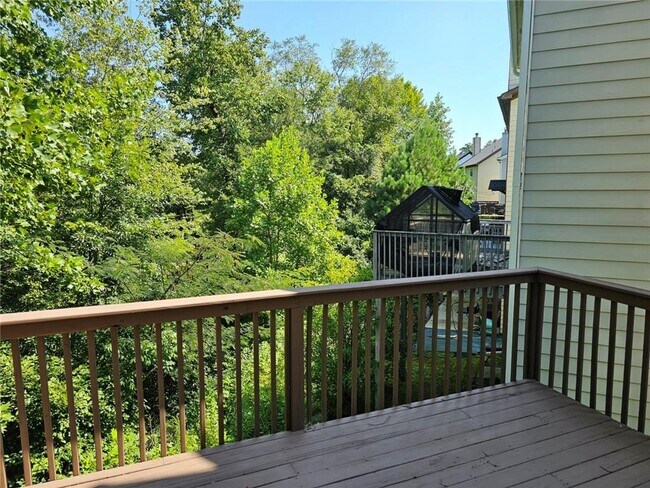 Building Photo - 3790 Lakeside Walk Dr