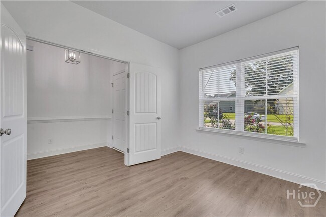 Building Photo - 184 Sawgrass Dr