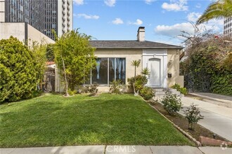 Building Photo - 6329 Warner Dr
