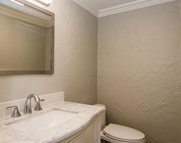 Building Photo - 3798 Vitruvian Way