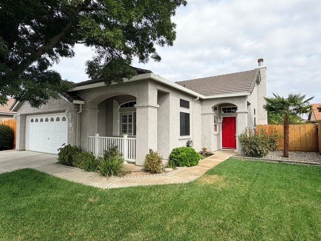 Building Photo - 710 Foothill St