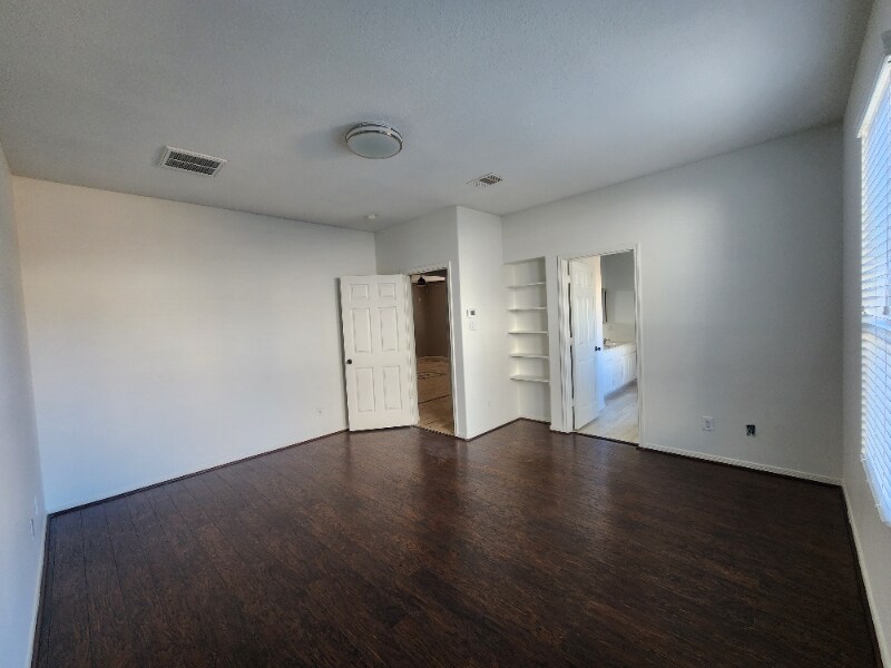 Building Photo - 17923 Egret Lake Way