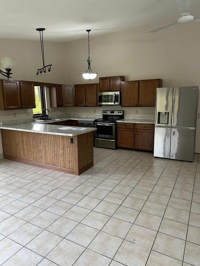 Primary Photo - 5314 N Cook St