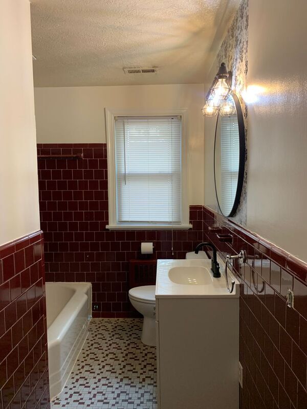 Building Photo - 5631 Swan Dr