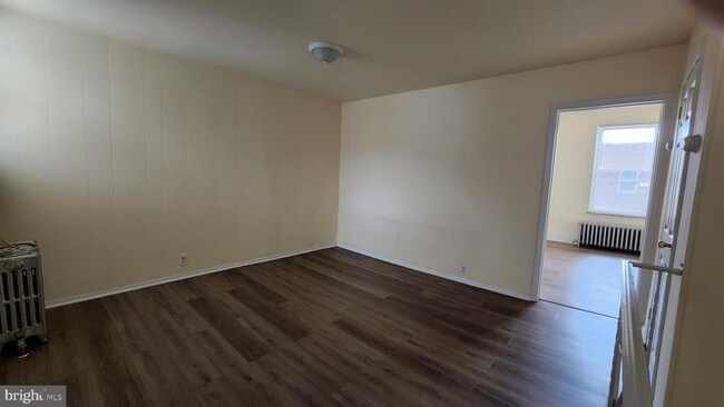 Building Photo - 1325 McKean St