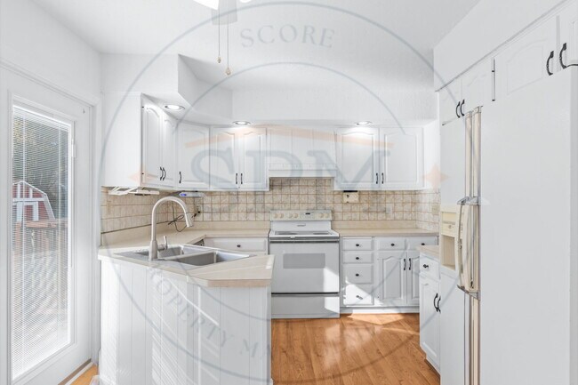 Building Photo - 9204 Woodreed Ct