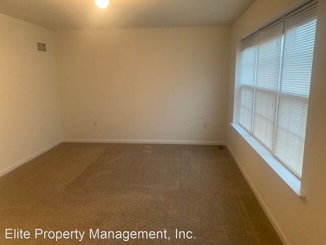 Building Photo - 3 br, 2.5 bath House - 545 Marion Rd