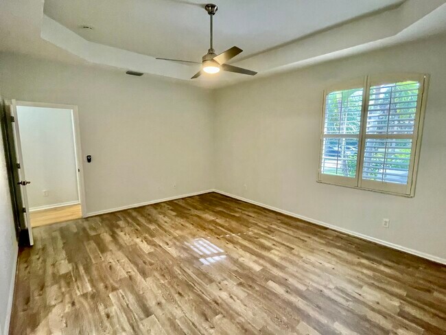 Building Photo - 6171 Lancewood Way