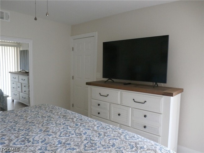 Building Photo - 12661 Kelly Sands Way