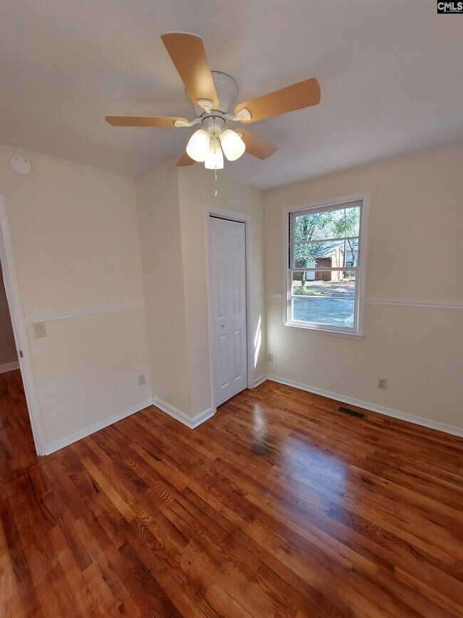 Building Photo - 1713 Lacy St