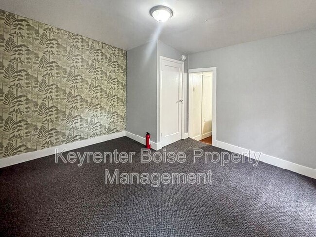 Building Photo - 1904 N 26th St