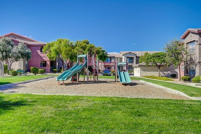 Building Photo - Fully Furnished 3BD/2BA in SW Vegas | Gate...