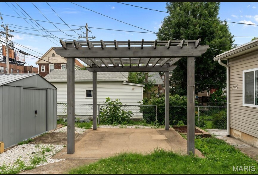 Building Photo - 5462 Christy Ave