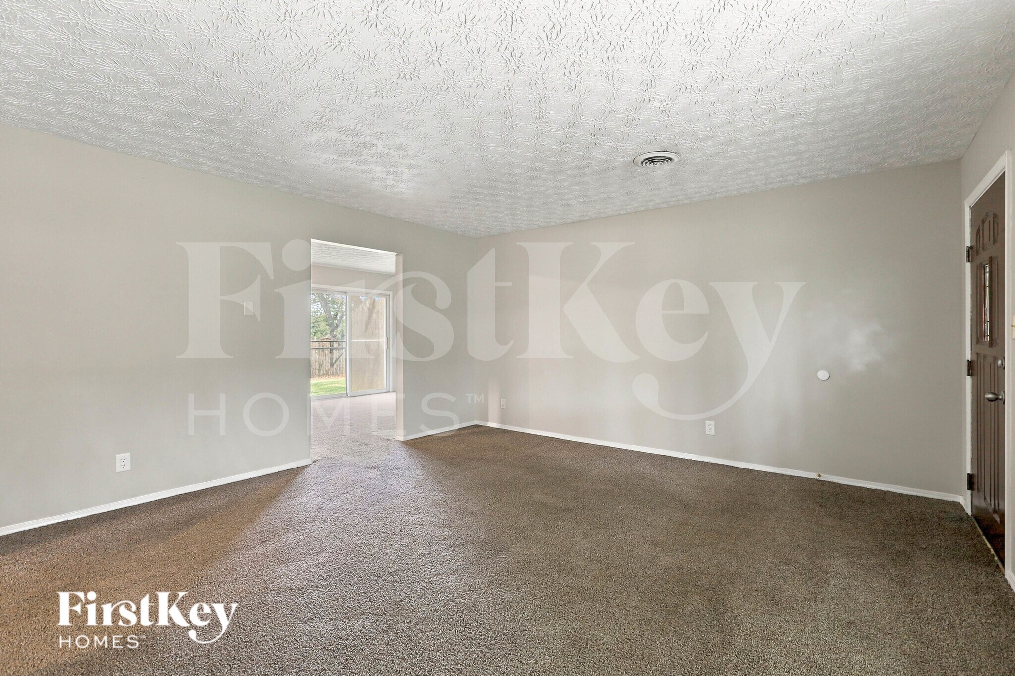 Building Photo - 4455 Stuart Dr
