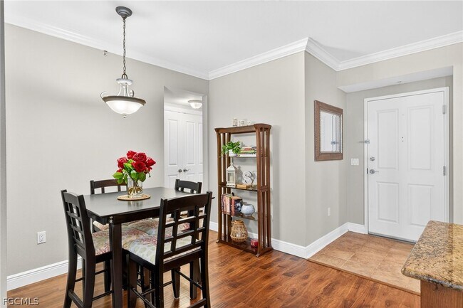 Building Photo - 2825 Palm Beach Blvd