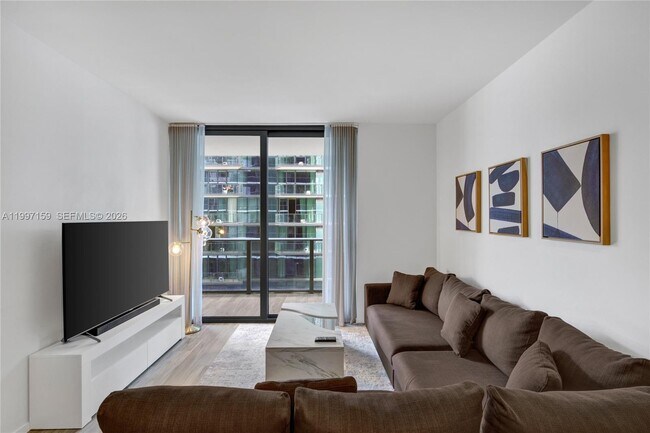 Building Photo - 801 S Miami Ave