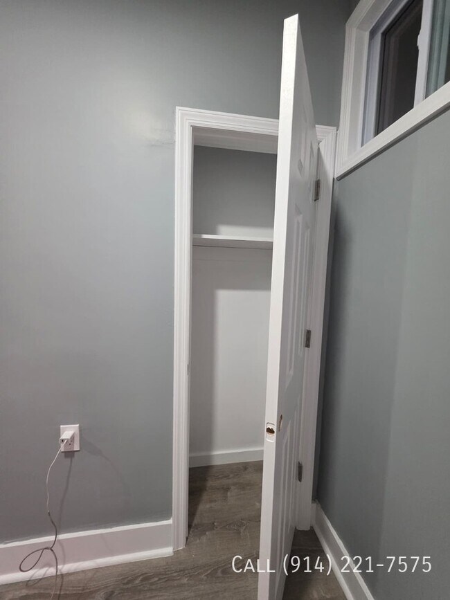 Building Photo - 243 Woodworth Ave