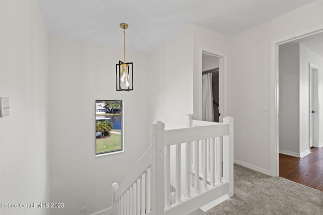 Building Photo - 271 Forecast Ln