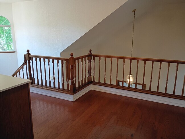 Building Photo - Excellent Fair Oaks Location 3 Bedroom Home!