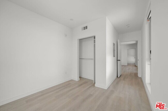 Building Photo - 3755 S Canfield Ave