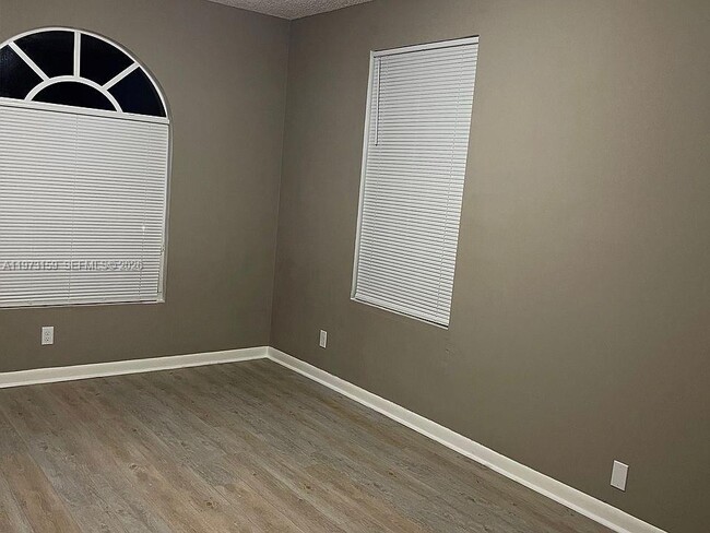 Building Photo - 2436 Raleigh St