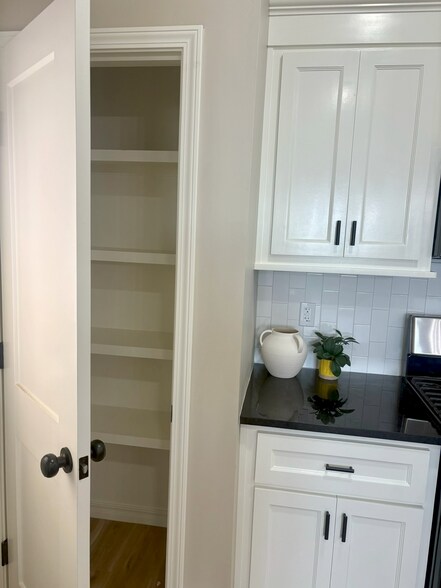 Building Photo - 11075 Tierra Santa Dr