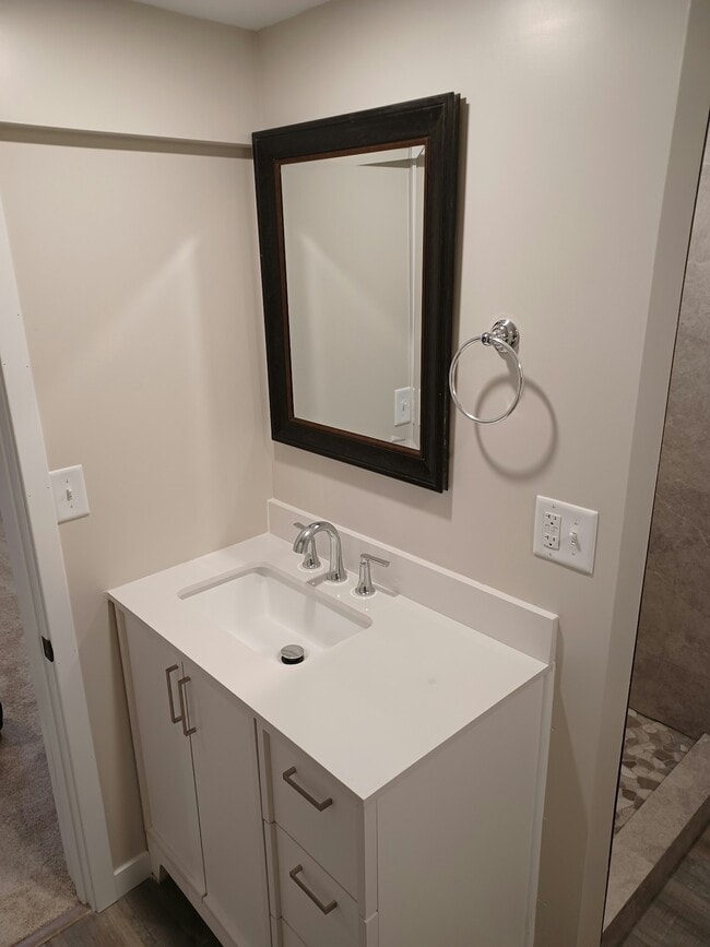 Building Photo - 911 Willow St